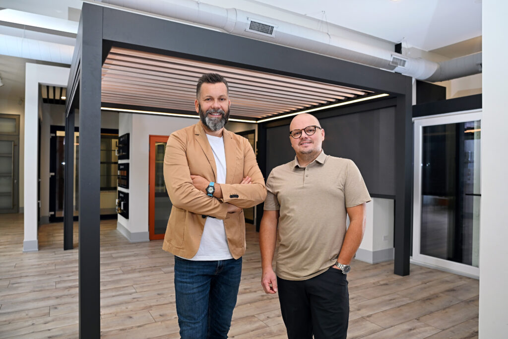 Greg Kaminski
and Jakub Razniak
co-owners of Skyvi Pergolas