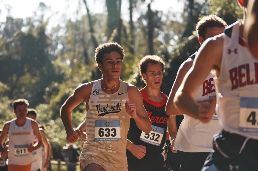SKORA1 Hinsdale Central grad Michael Skora has
made some big-time accomplishments in
college at Vanderbilt.